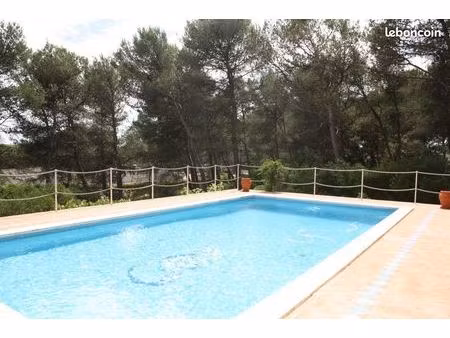 propriété 6 pièces 280 m²