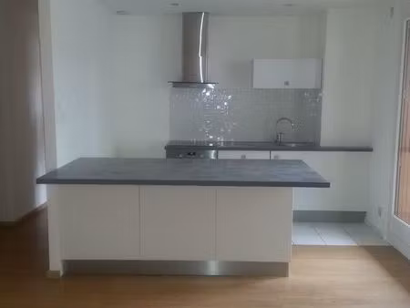 location f2 cours docteur long