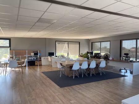 location commerce 105 m² à fonbeauzard (31140)
