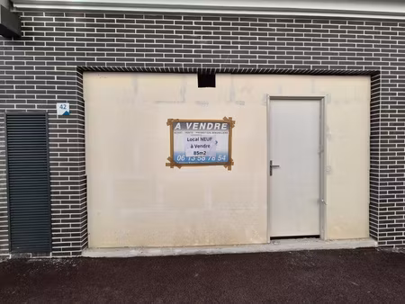 local commercial de 85.63m2 à tremblay-en-france