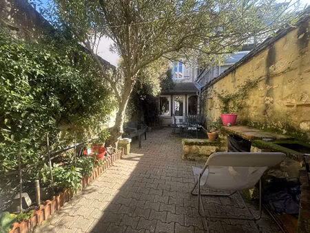 charmante maison de ville - agen - 144m²
