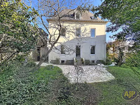 nantes saint donatien - maison familiale de caractere avec jardin