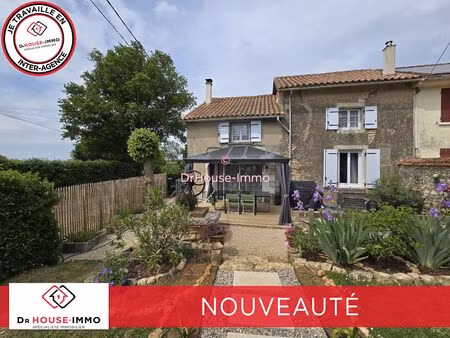 maison en pierre  pleine de charme  offrant environ 116 m² habitables  avec une mezzanine 