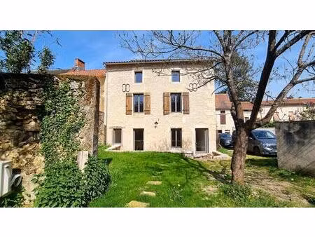 superbe réalisation  entierement rénovée