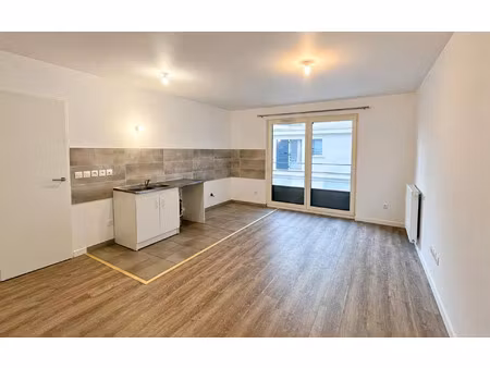 appartement montreuil 39.78 m² t-2 à vendre  210 000 €