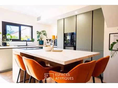 maison rénovée avec extérieur et ambiance chaleureuse