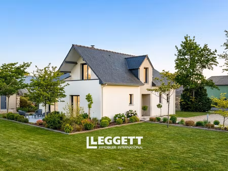 maison 7 pièce(s)  lescouët-gouarec