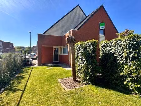 maison semi-mitoyenne avec 3 chambres et jardin à roeselare