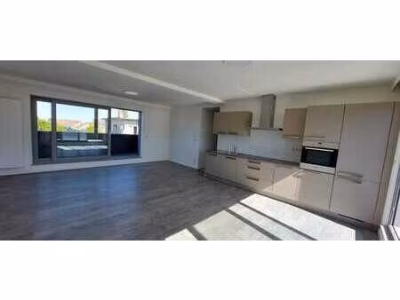penthouse 3 chambres-grande terrasse -basilique