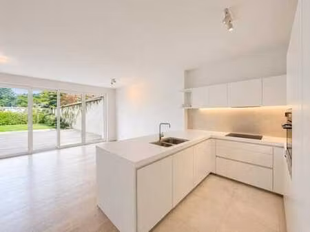 ! new ! - rdc 2ch + terrasse et jardin de 50m² + parking