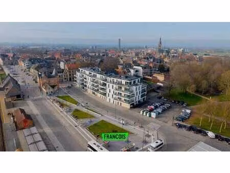 spacieux appartement de 3 chambres dans un emplacement priv…