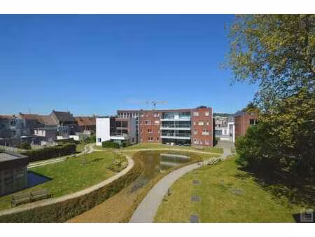 rustig gelegen 1-slpkappartement  middenin een groenpark ...
