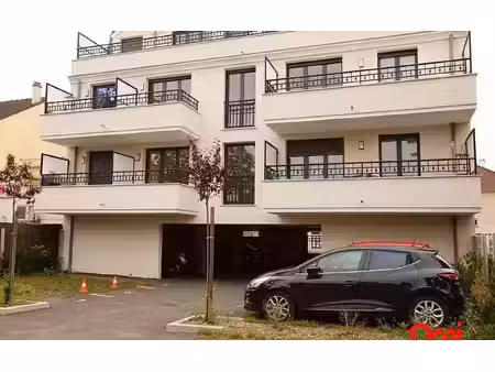 location stationnement  m² t- à sainte-geneviève-des-bois  53 €