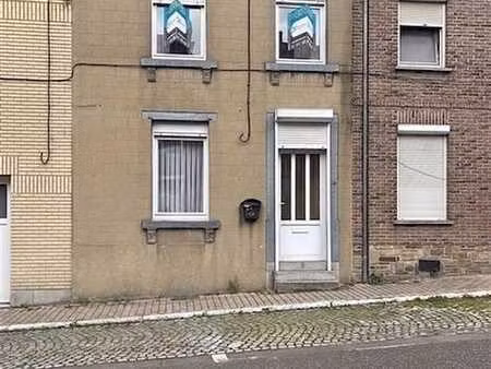 maison de rangée 2 chambre sans extérieur