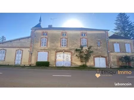 propriété 7 pièces 202 m²