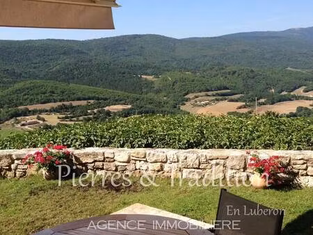 pierre et tradition en luberon
