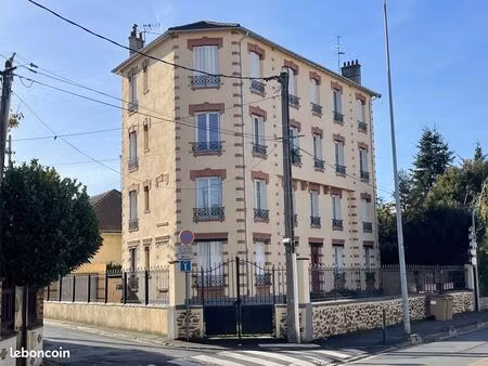 appartement 3 pièces 53 m²