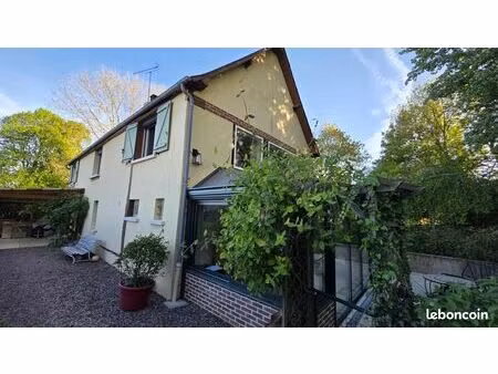 maison 7 pièces 187 m²
