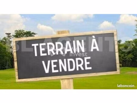 terrain 550 m² videlles