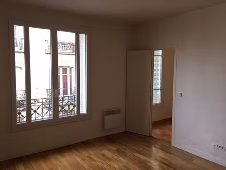 studio les lilas - 1 pièce(s) - 25.61 m2