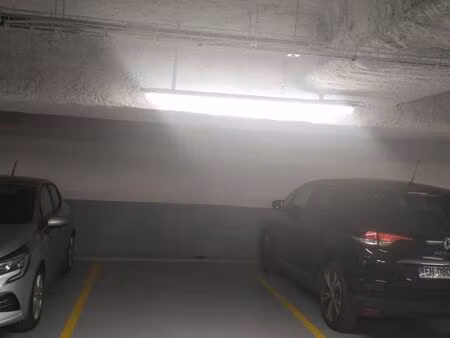 location place de parking