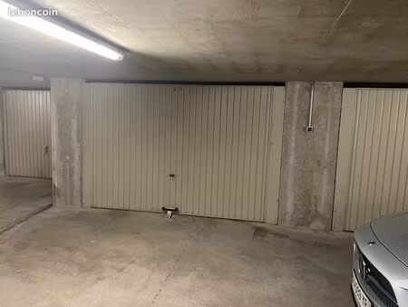 loue grand garage