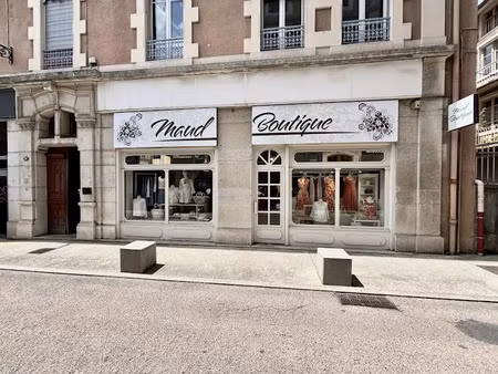 vente locaux professionnels 0 pièces 77 m² à voiron (38500)  50 000 €