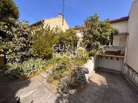 maison saint denis 4 pièce(s) 128 76 m2 terrasse  jardin  garage