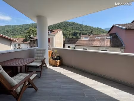 appartement 3 pièces 79 m²
