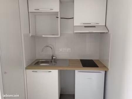 studio 1 pièce 31 m²