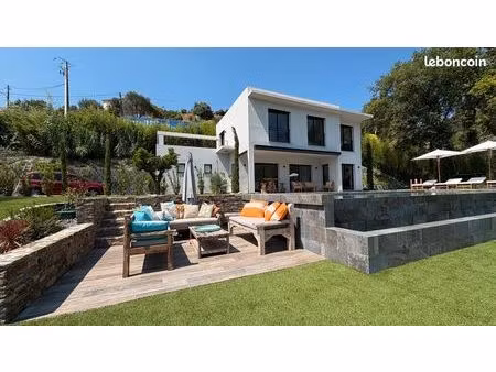 exclusivite | villa californienne avec vue panoramique sur les collines
