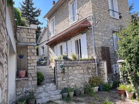 maison en pierre 6 pièces