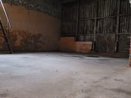 box a quai de stockage