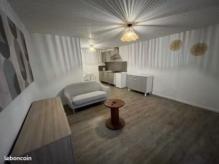 studio meublé gien
