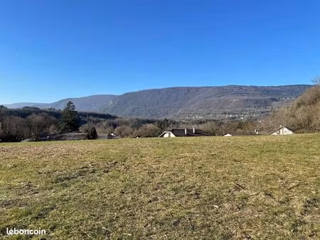 terrain 528 m² artemare