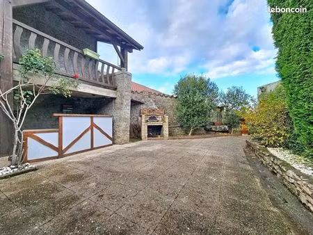 maison 6 pièces 132 m²