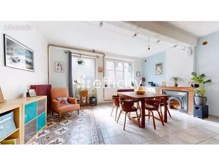 maison 7 pièces 152 m²