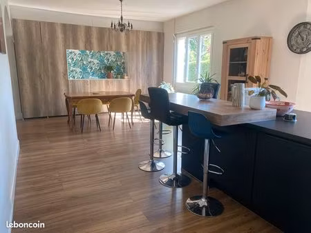 maison bourgeoise 243 m² – 5 ch – centre vonnas – jardin  garage  panneaux solaires