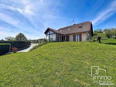maison 6 pièces 177 m²