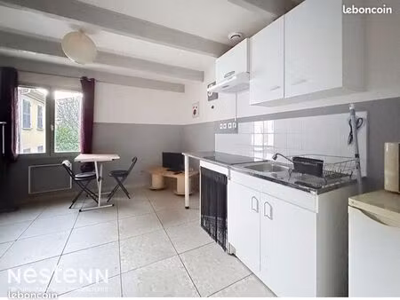 studio meublé
