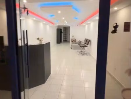 vend local commercial