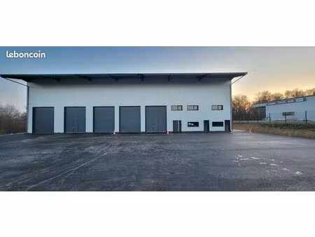 entrepôt 90m²