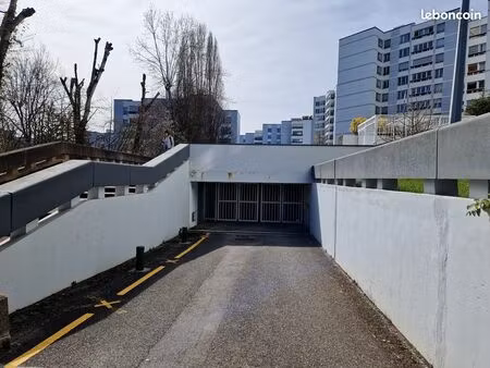 garage box les hautains