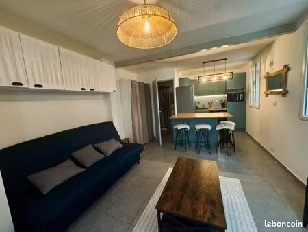 vente studio renové le beausset 22m2