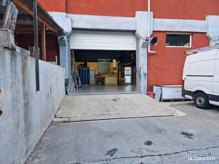 colocation depot / stockage