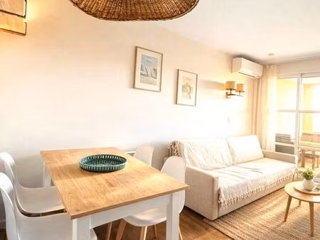 élégance & art de vivre en bord de mer – studio d’exception avec terrasse à saint raphaël.