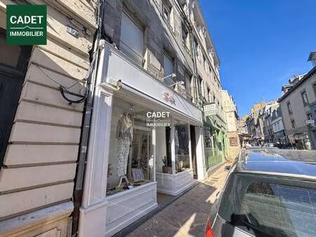 vente bureaux et commerces à granville (50400) : à vendre / 34m² granville