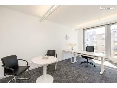 bureau privé à louer pour 2 personnes à sophia  antipolis mougins
