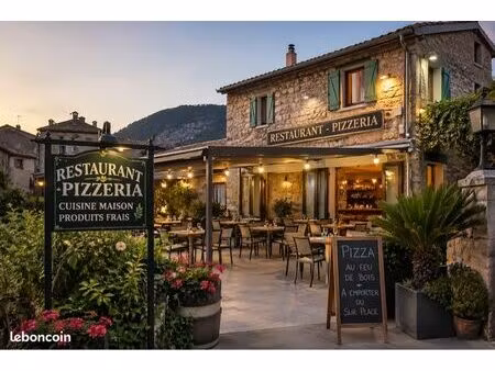 restaurant pizzeria
