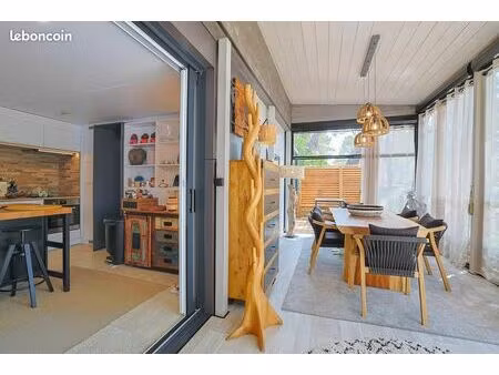 mobilhome bien rare ideal pour y vivre a l annee dans le sud